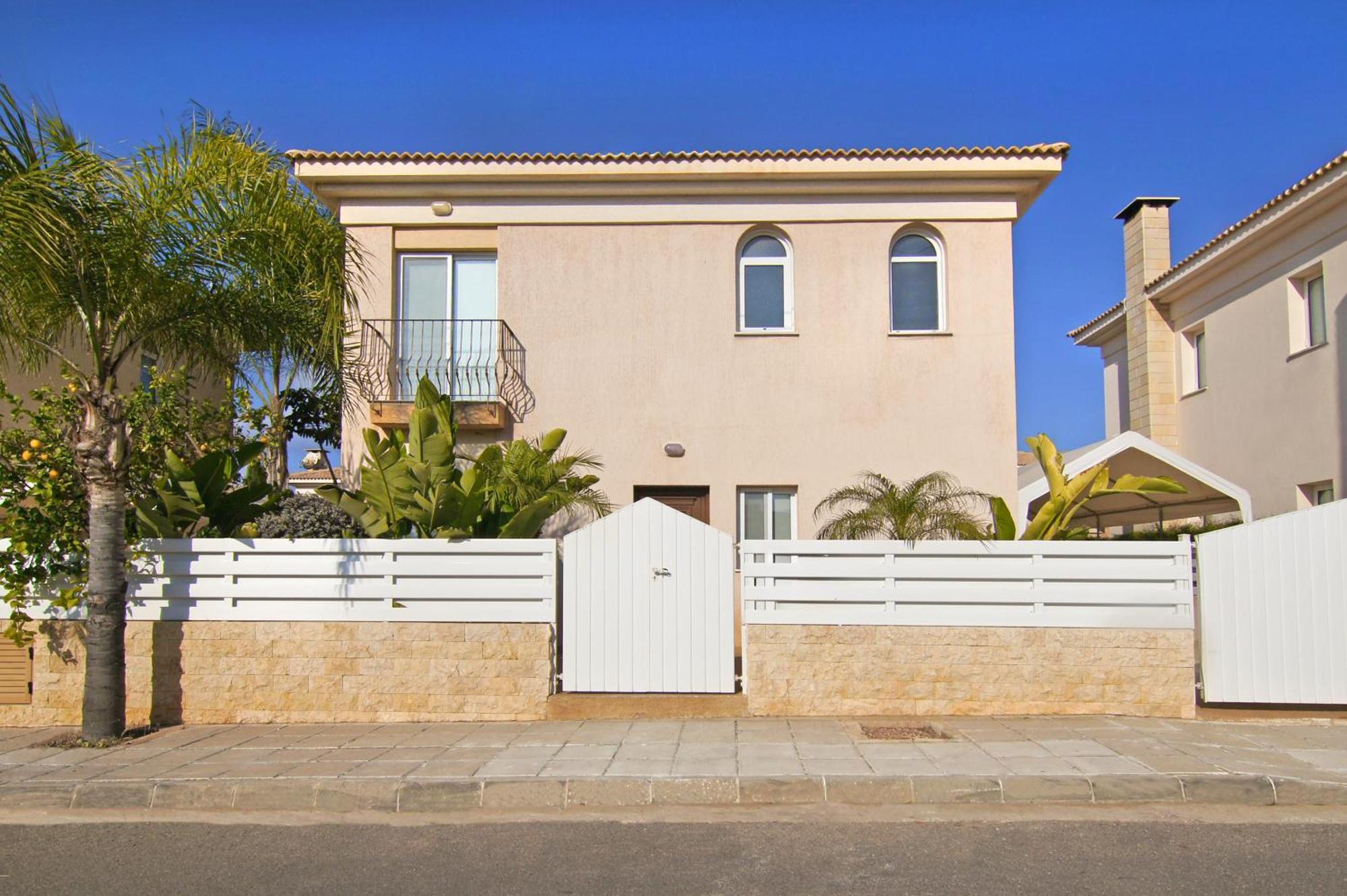 Villa Alyson Paralimni Luaran gambar