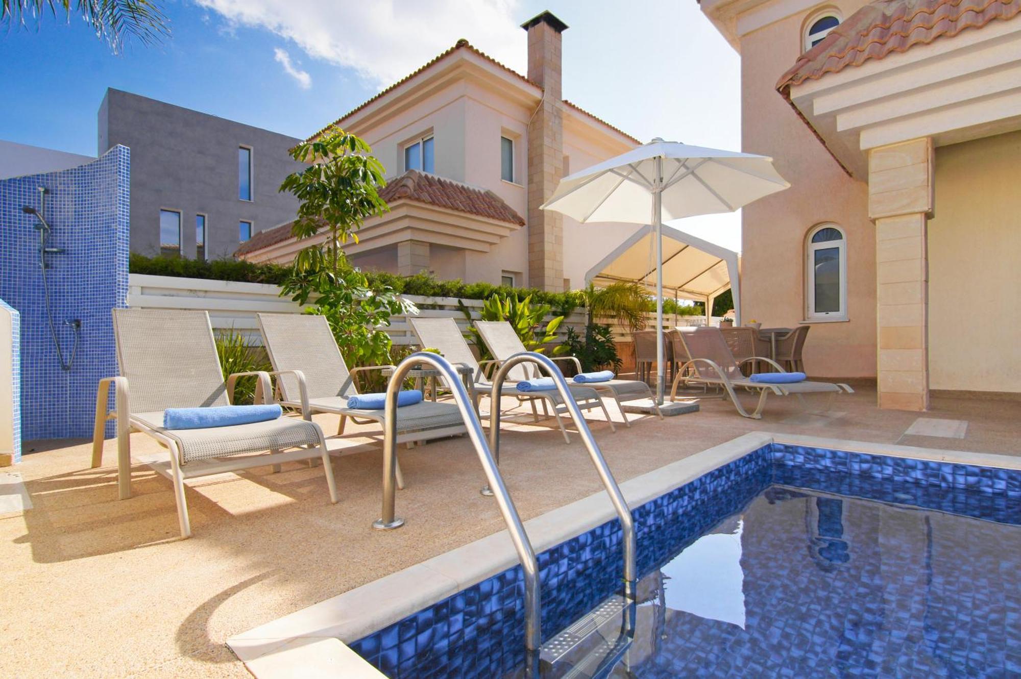 Villa Alyson Paralimni Luaran gambar
